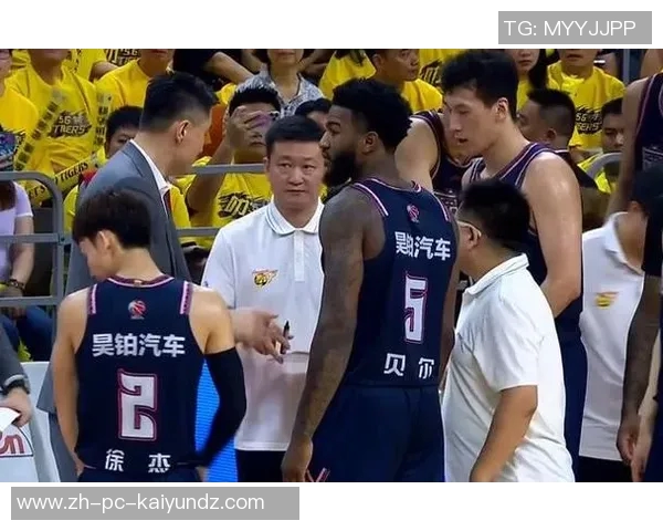 广东队休赛期首笔引援揭晓男篮顶级内线加盟助力杜锋冲击新赛季